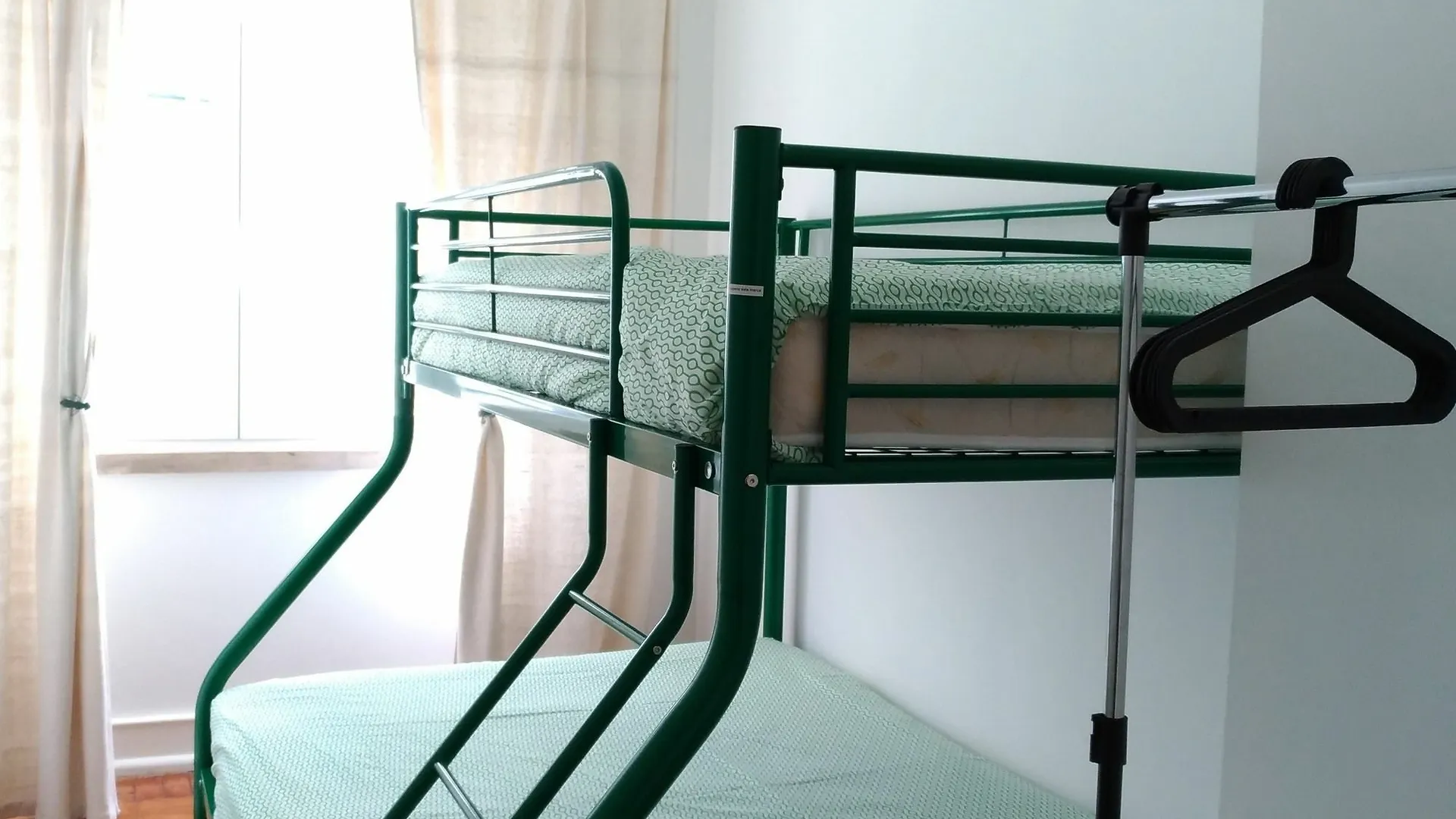 Charming Family Apartment Lisbon